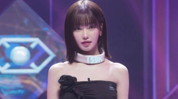 jiuyou.com-满屏荷尔蒙！Netflix这一脱，又赢麻了