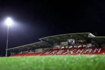 九游体育官方网站-雷克瑟姆官方：警告球迷若针对切尔西辱骂恐同口号，会被捕